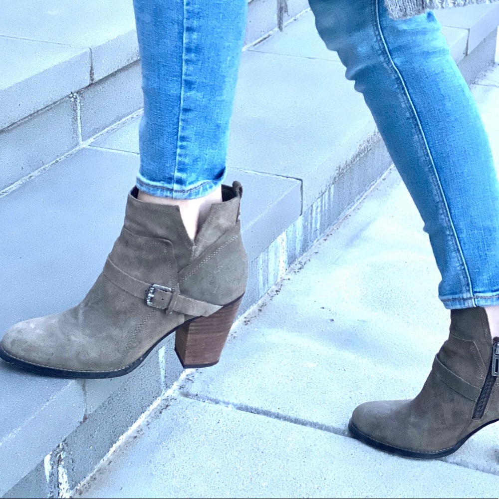 IVANKA trump FRANKLY ankle boots booties khaki green suede leather chunky heels - Picture 11 of 13